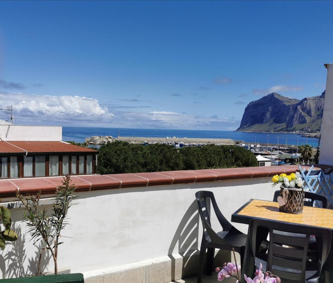 Bed and Breakfast La Terrazza Sul Golfo Isola delle Femmine Exterior foto