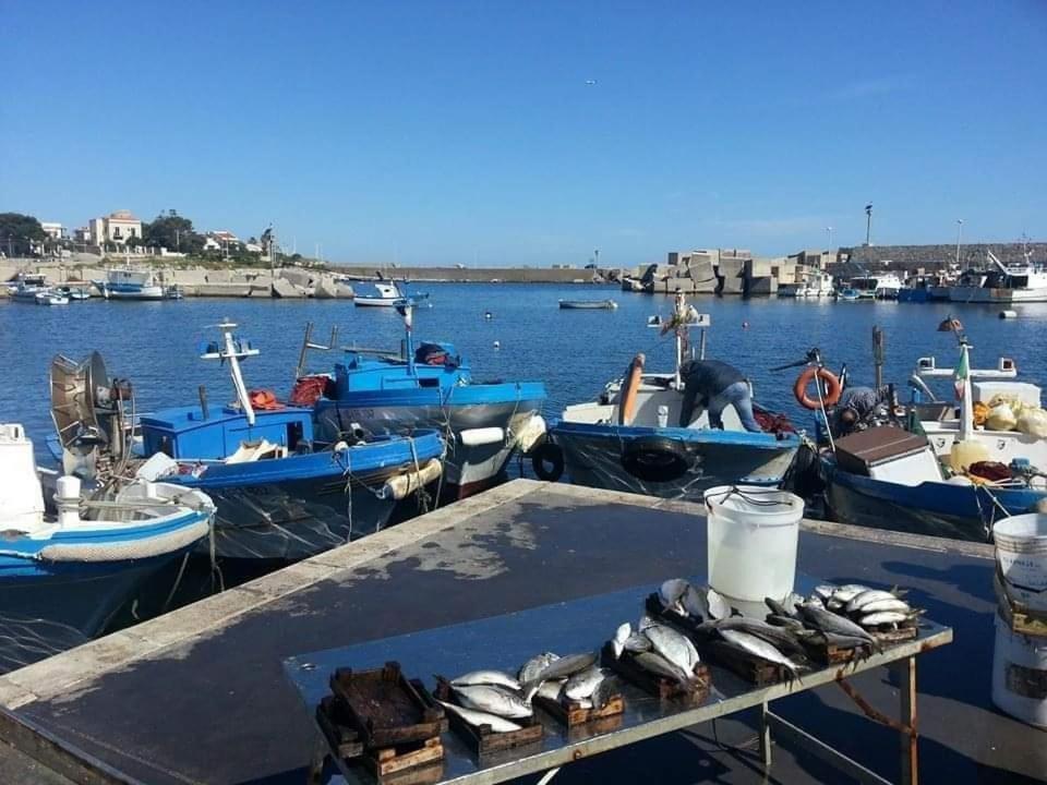 Bed and Breakfast La Terrazza Sul Golfo Isola delle Femmine Exterior foto